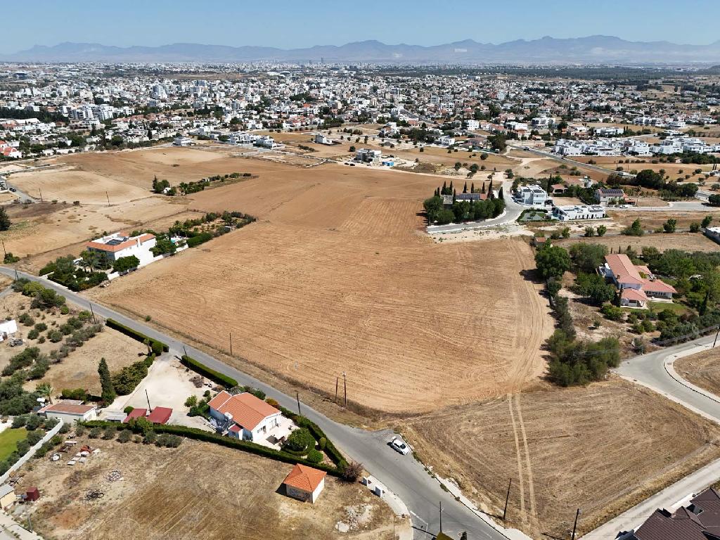 Field (Share)- Latsia, Nicosia