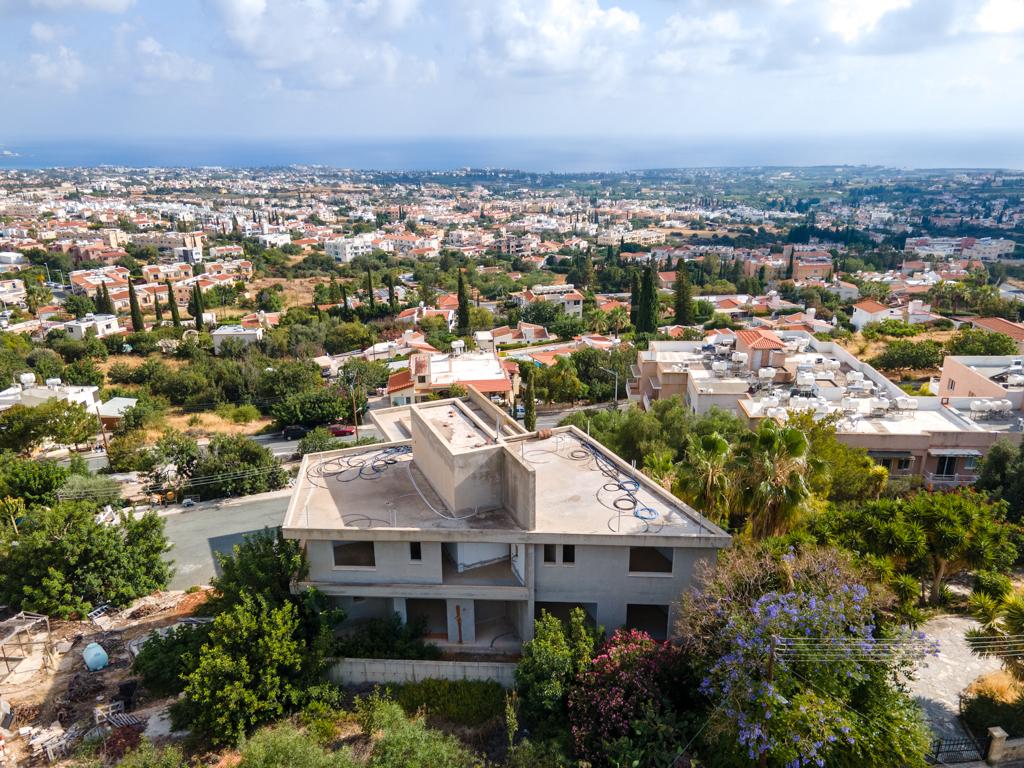 Ημιτελή ανάπτυξη - Δήμος Πέγειας, Πάφος