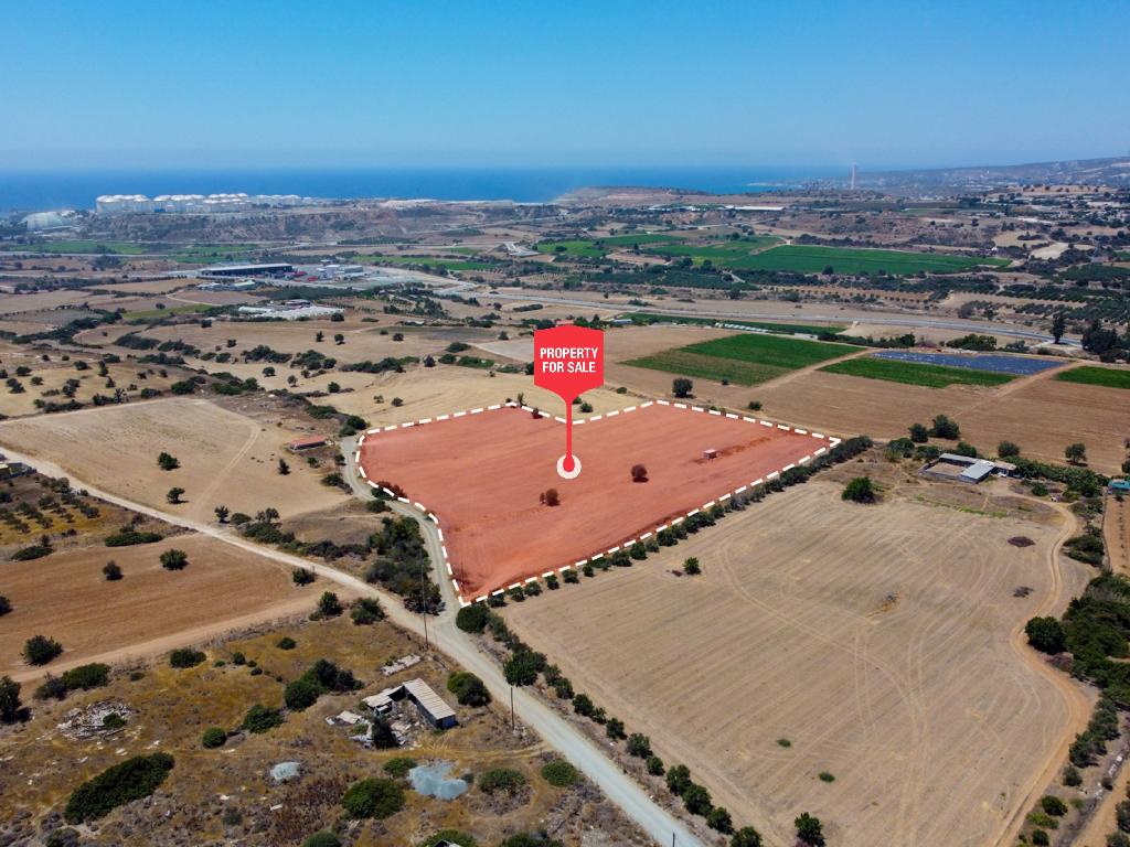 Field - Kalavasos, Larnaca