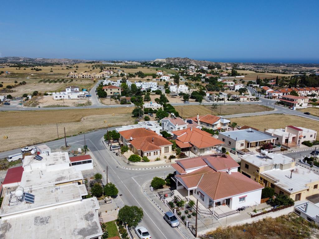 Detached house-Anafotida-PR39896