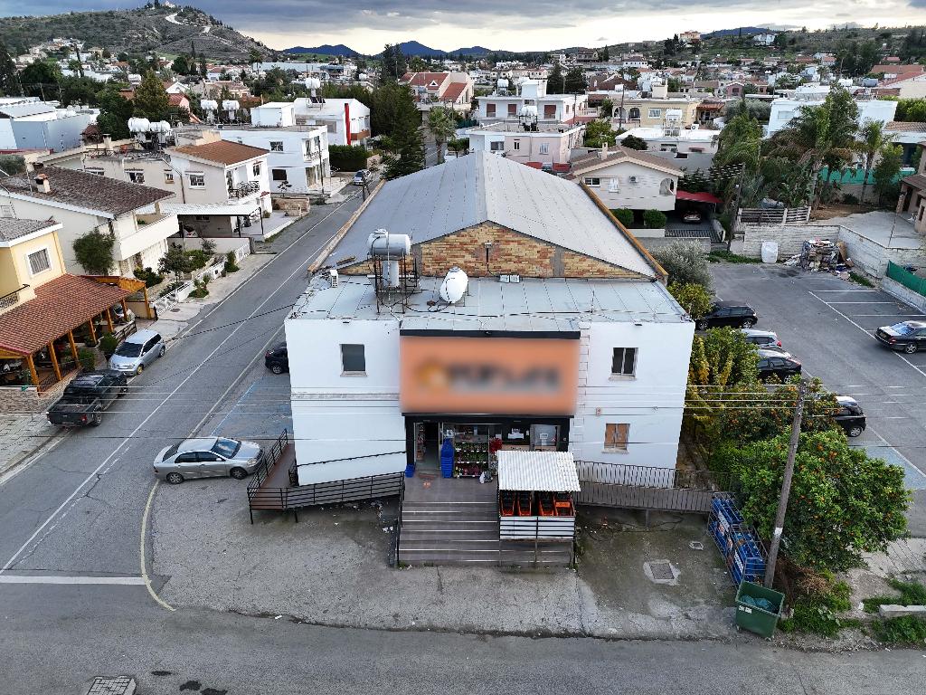 Commercial building-Pera Chorio-PR39425