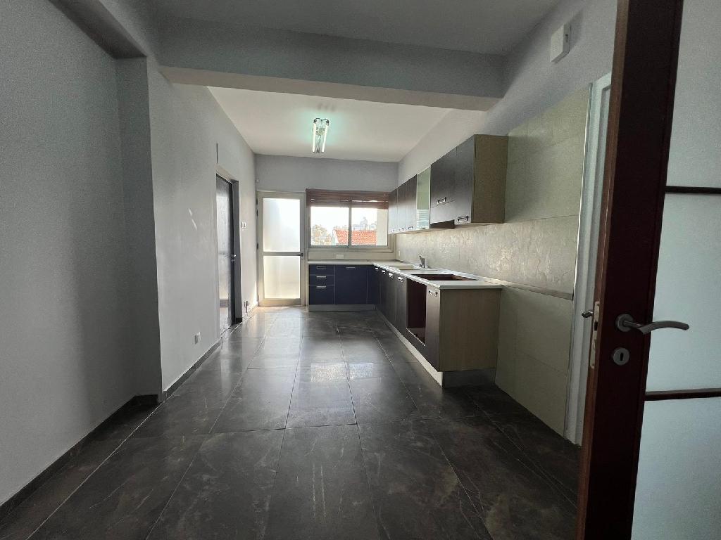 Flat-Limassol Municipality-PR39939