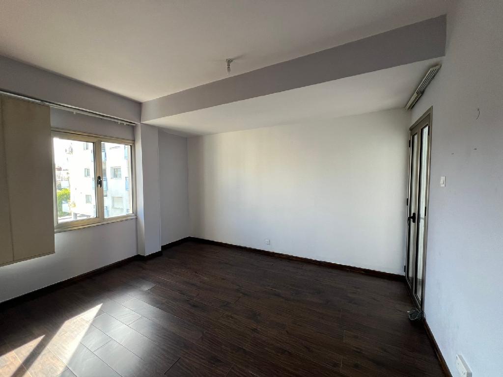 Flat-Limassol Municipality-PR39939